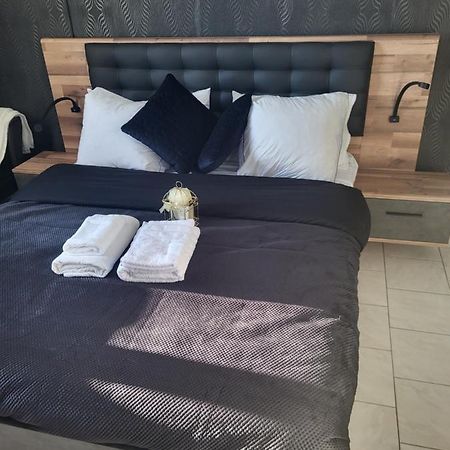 Akwaba Chez Ouli Hotel Levens Buitenkant foto