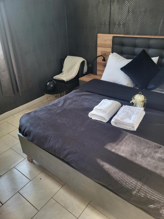 Akwaba Chez Ouli Hotel Levens Buitenkant foto
