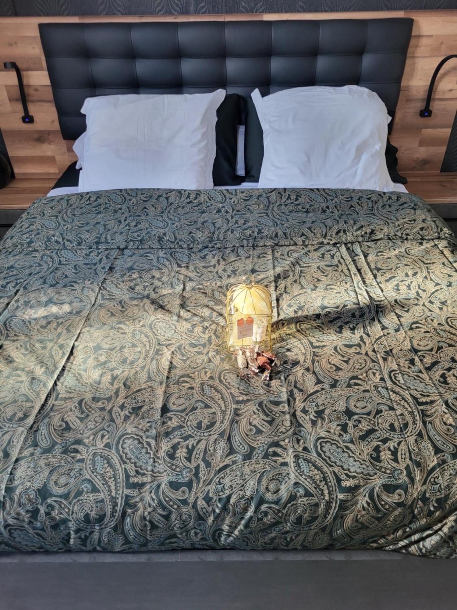 Akwaba Chez Ouli Hotel Levens Buitenkant foto